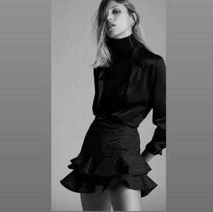 Zara Ruffled mini skirt